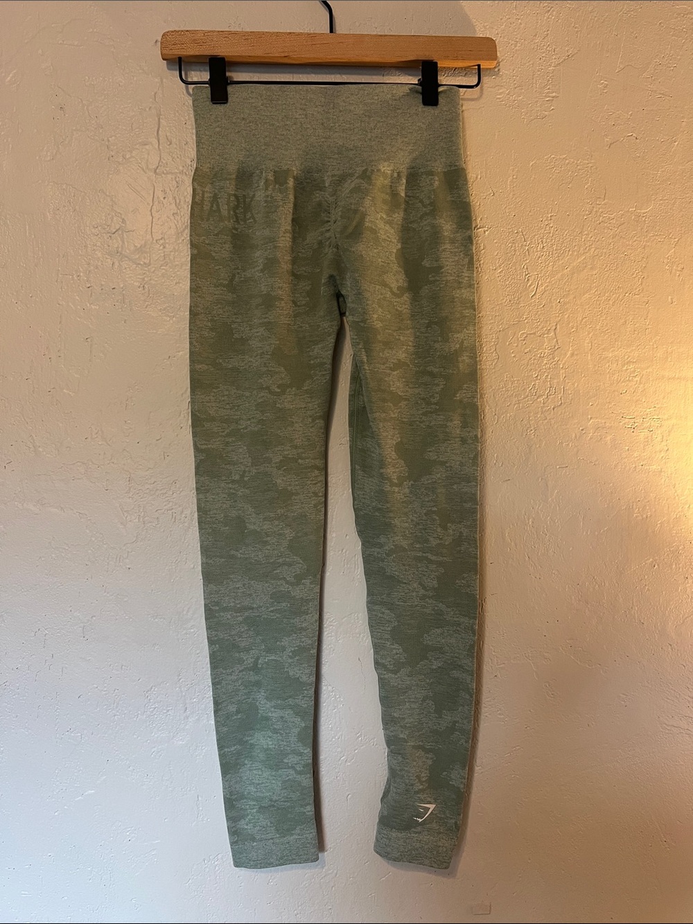 Gymshark Green Seamless High-Waist Leggings - Picture 3 of 5